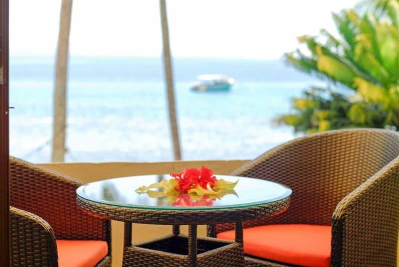 Garden Island Resort Waiyevo Esterno foto